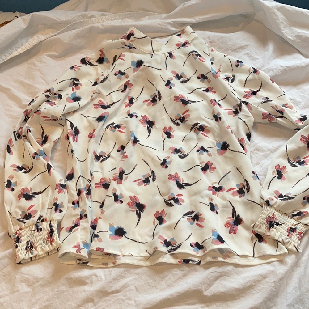 NWT Allegra K women’s ivory floral blouse
